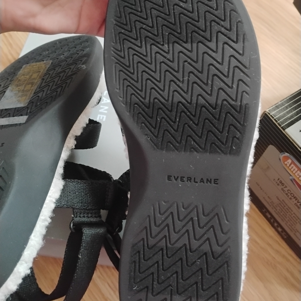 Everlane Sport Sandal - Picture 7 of 7